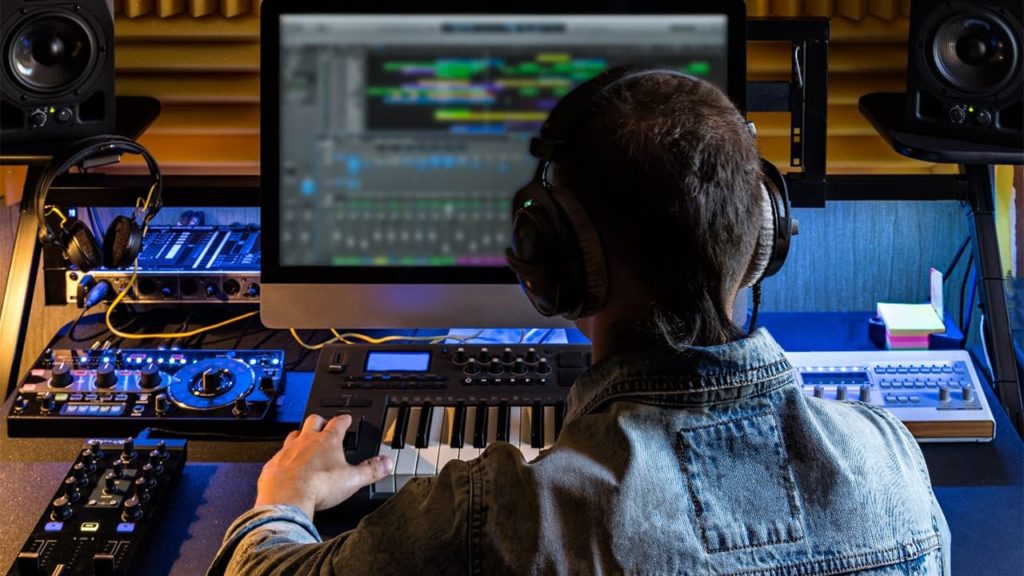 eight music writing and recording tools for beginners