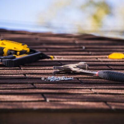 7 warnings signs that you need a new roof