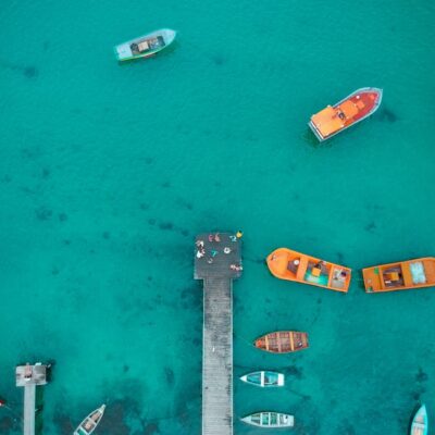 what types of boat docks are on todays bodies of water