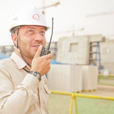 5 jobs you didnt know still relied on radios and walkie talkies