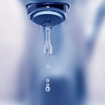 5 signs your home has poor water quality