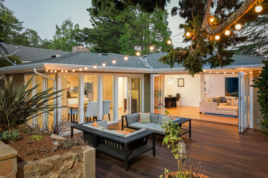 top 5 tips for designing an outdoor living area