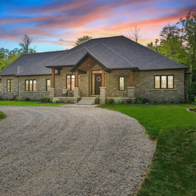 House in Lincoln, Ontario, Canada 1 - 11585021