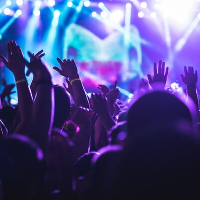 21 tips and tricks to make the most out of going 2 28066 1549051122 0 dblbig 3 ways to have a more enjoyable time at your next concert