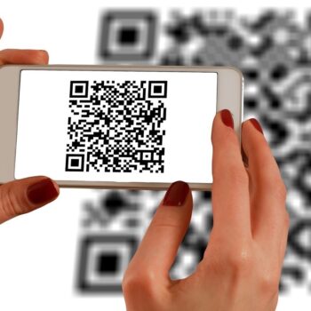 top 3 reasons why you should shift to qr code packaging