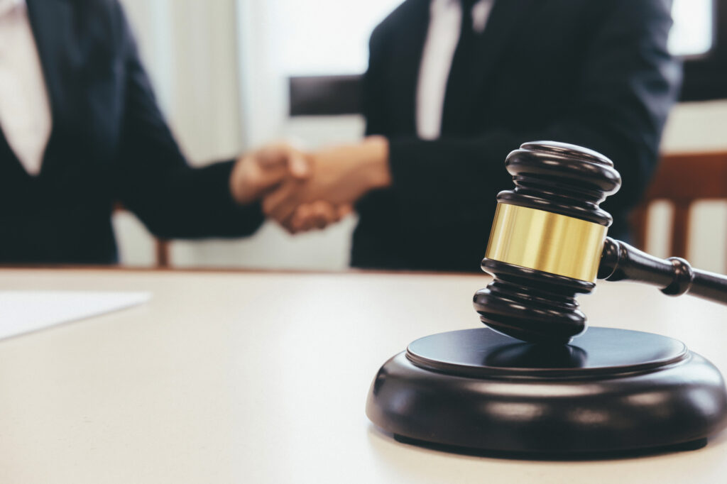 the ultimate guide to starting a law firm