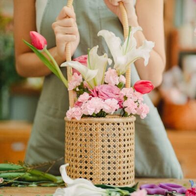 how to transport flowers safely