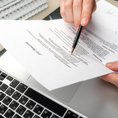 Working in a Home Office 3 times in life when you should update your resume