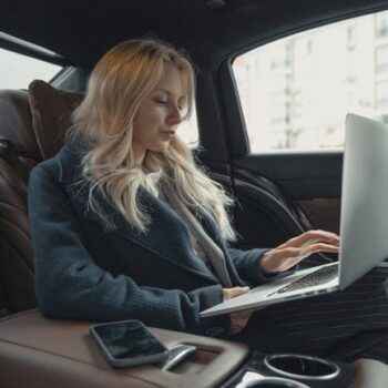 traveling internationally the best way to travel to and from the atlanta airport