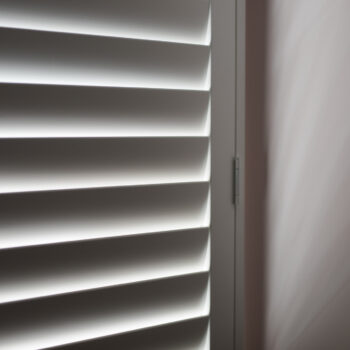 3 simple steps to clean your plantation shutters