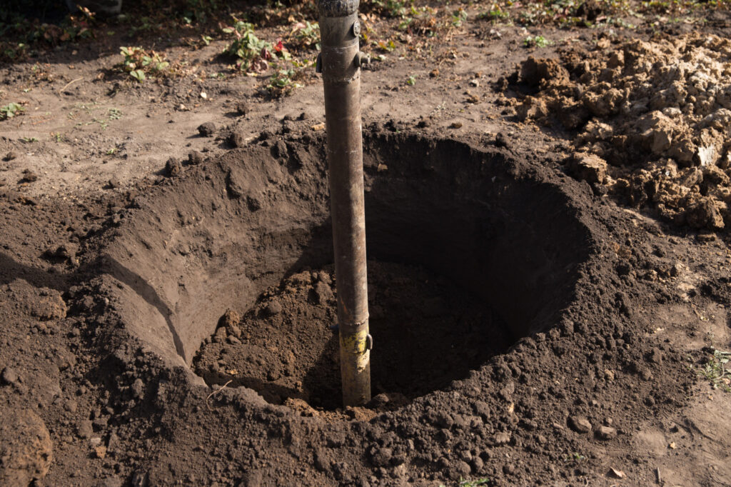 how much does it cost to drill a water well