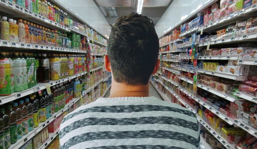 how much should i budget for groceries