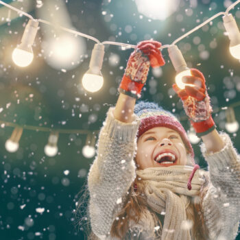 5 spectacular ideas for outdoor christmas lighting this season