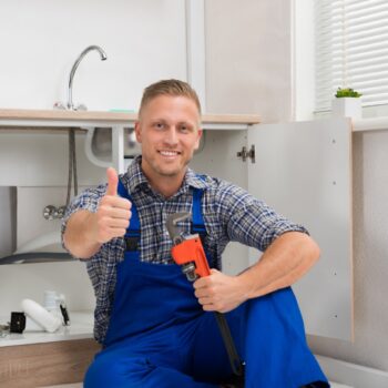 what to look for when hiring plumbers in london