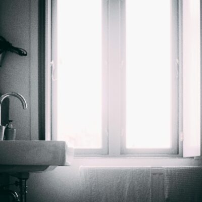 10 tips for a refreshing bathroom upgrade