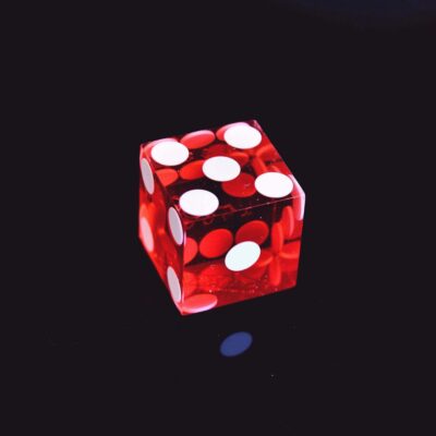 role of live betting in both online casinos and sportsbooks
